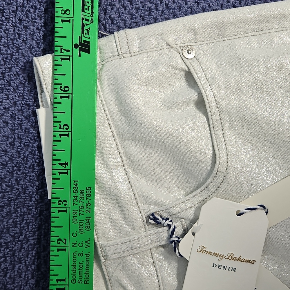 Tommy Bahama Metallic High Rise Ankle Denim: Metallic White/Silver: Size- 14 - Picture 8 of 15